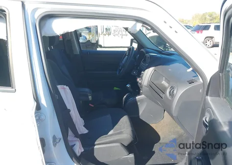 2016 Jeep Patriot Sport z USA, uszkodzony, nr VIN 1C4NJRBB5GD557222